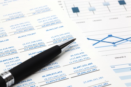 Stock market graphs analysis report