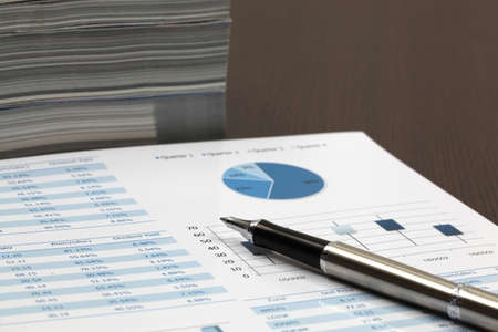 Showing business and financial report