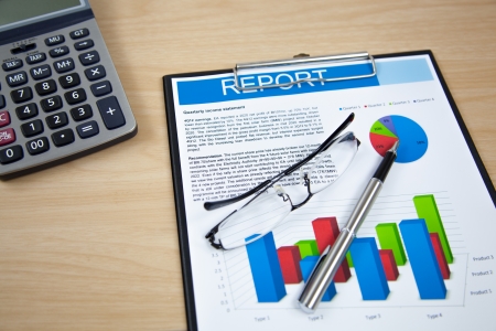 financial report analysis on tableの写真素材