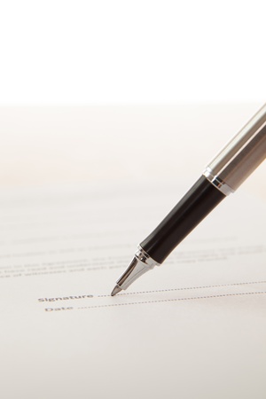 Man hand signing a contractの写真素材