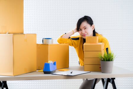 Teenager business owner work at home, young entrepreneurの写真素材