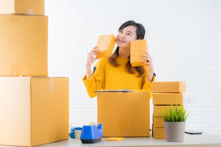 Teenager business owner work at home, young entrepreneurの写真素材