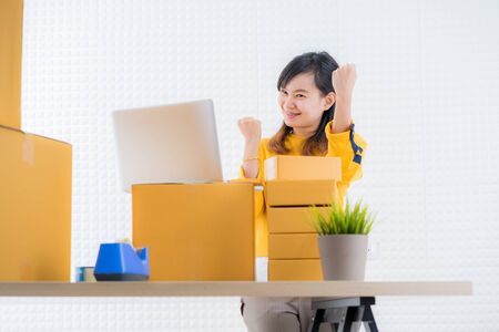 Teenager business owner work at home, young entrepreneurの写真素材