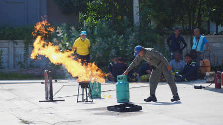 26 Aug 2020 Training for firefighters of employees in an organization in Nonthaburi Province, Thailand.のeditorial素材