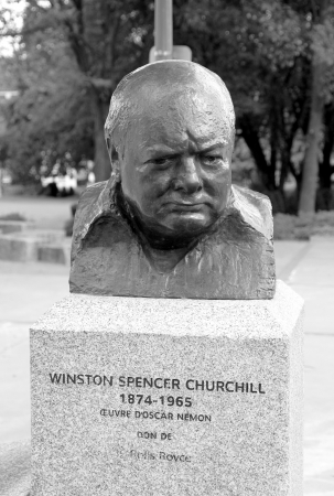 Quebec City, Canada, September 10, 2012 - A Churchill statue in Quebec Cityのeditorial素材