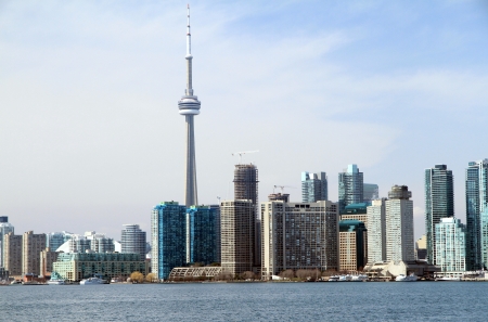 TORONTO - APRIL 9: The skyline of the city on April 9, 2013 in Toronto. Toronto has 2.6 million residents, according to the 2011 Census, and It is currently the 5th most populous city in North Americaのeditorial素材