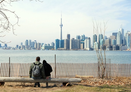 TORONTO - APRIL 9: The skyline of the city on April 9, 2013 in Toronto. Toronto has 2.6 million residents, according to the 2011 Census, and It is currently the 5th most populous city in North Americaのeditorial素材