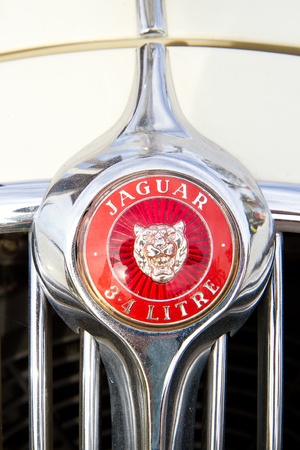 HUA HIN, THAILAND - DEC 16: Jaguar 3.4-litre, 1951 Vintage cars display in Hua Hin Vintage Cars Parade Festival 2011 at Hua Hin floating market on December 16, 2011 in Hua Hin, Thailand.のeditorial素材