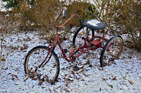 Old Bike in Snowの写真素材
