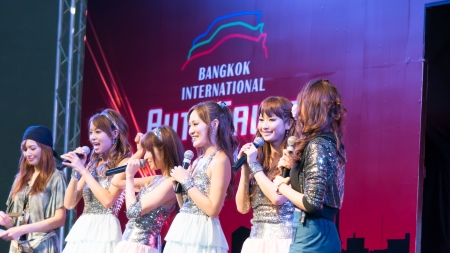 BANGKOK,THAILAND - JUNE 29:Interview A class girl in bangkokinternationalautosalon at Impact muang thong thani, Bangkok, thailand. A class girl is girl group from japanのeditorial素材