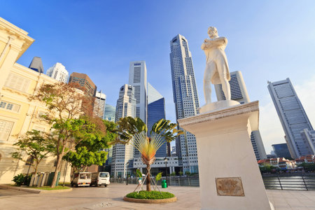 Sir Stamford Raffles statue, Singapore Cityのeditorial素材