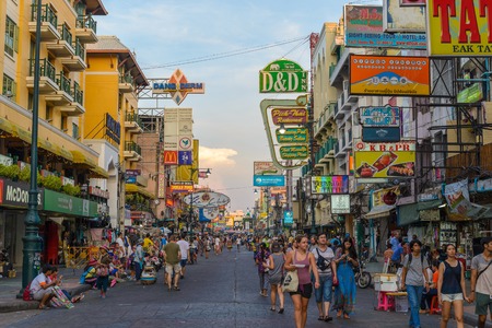 BANGKOK, THAILAND - APRIL 6: Unidentified tourists walking at Khao San Road on April 6, 2015 in Bangkok, Thailand. This road is popular among backpacker because budget accommodation and food.のeditorial素材