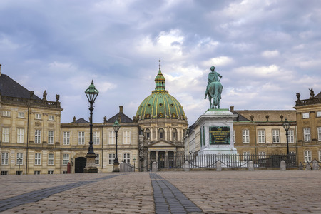 Copenhagen city skyline at Amalienborg Palace, Copenhagen Denmarkのeditorial素材