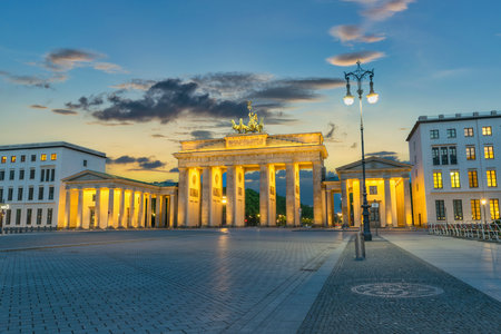 Berlin Germany, sunset city skyline at Brandenburg Gate (Brandenburger Tor)の写真素材