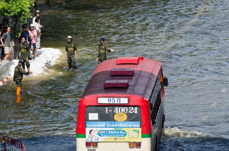 BANGKOK - NOV 10: worst flood disasters in 50 years hits Bangkok streets. Bangkok flooding, 10 November 2011のeditorial素材