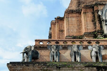 Wat Chedi luang, Thai temple in Chiangmai Thailand (Travel Thai Asia )の写真素材