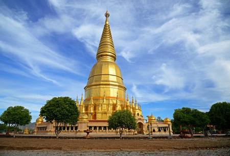 Phra Mahathat Chedi Sri Wiang Chaiの写真素材