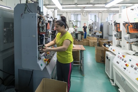 Machine with clamps for unfinished shoesのeditorial素材