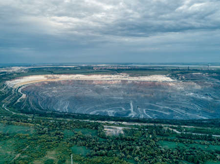 Open pit for the extraction of ore.