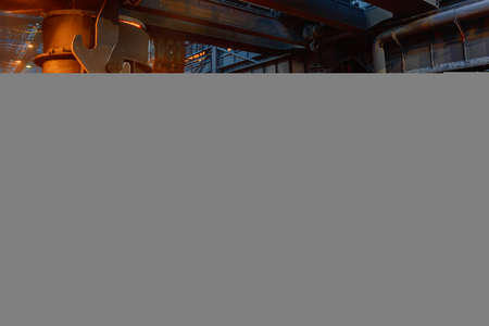 The process of filling liquid metal into steel moldsの写真素材