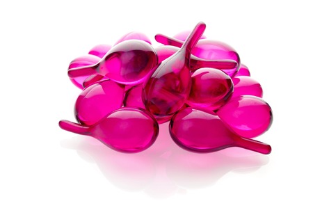 pink hair vitamin oil serum capsule isolated on white background
の写真素材