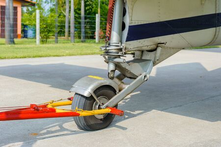 Nose landing gear and tow barの写真素材