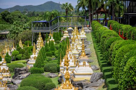 CHONBURI, THAILAND - AUGUST 08, 2015: Beautiful garden decoration in Nong Nooch Tropical Botanical Garden. Nong Nooch Tropical Botanical Garden is a 500-acre botanical garden in Chonburi, Thailand.のeditorial素材