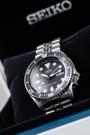 BANGKOK, THAILAND - FEBRUARY 16, 2016: The SEIKO Diver's 200m Automatic SKX007 with 7S26 movement and jubilee bracelet.のeditorial素材