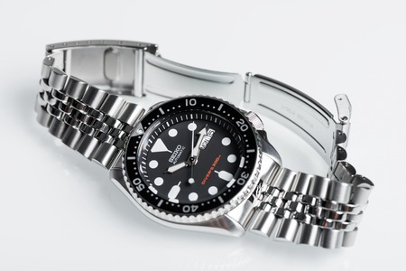 BANGKOK, THAILAND - FEBRUARY 15, 2016: The SEIKO Diver's 200m Automatic SKX007 with 7S26 movement and jubilee bracelet.のeditorial素材