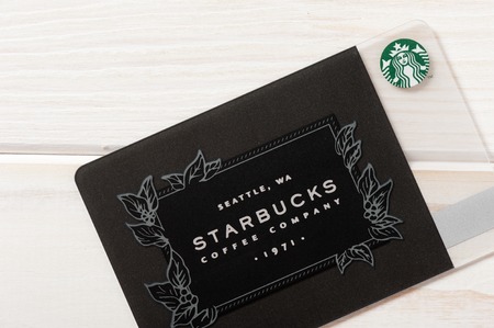 BANGKOK, THAILAND - JANUARY 10, 2017: The Starbucks card in Thailand.のeditorial素材