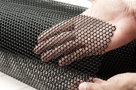 black platic net, black extruded plastic mesh, black plastic fence net, bird netting