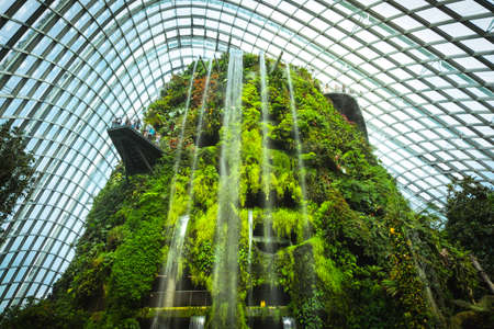SINGAPORE - MAY 11, 2019: The Cloud Forest Dome, withのeditorial素材