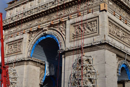 Paris, France. October 5, 2021. Christo and Jeanne-CLaude âs temporary work âArc de Triomphe Wrappedâ is over and is being cleaned up.のeditorial素材