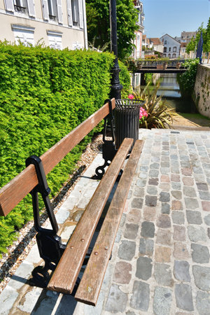 France, Montargis. Cityscape with a canal. May 29, 2023.のeditorial素材