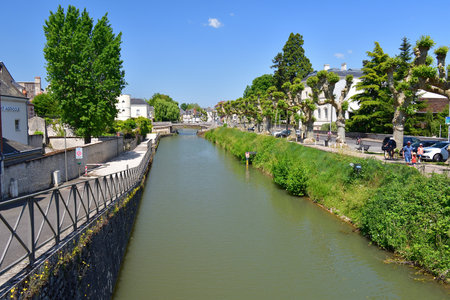 France, Montargis. Cityscape with a canal. May 29, 2023.のeditorial素材