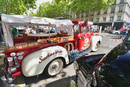 Paris, France. Classic car event held on Avenue des Ternes. July 16, 2023.のeditorial素材