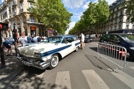 Paris, France. Classic car event held on Avenue des Ternes. July 16, 2023.のeditorial素材