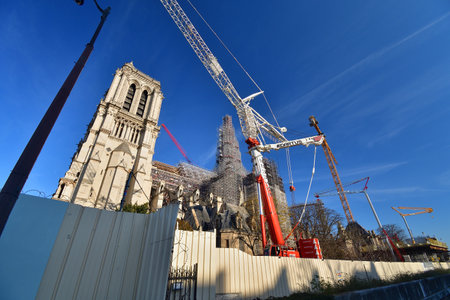 Paris, France. Notre Dame Cathedral's spire has returned. December 17, 2023.のeditorial素材