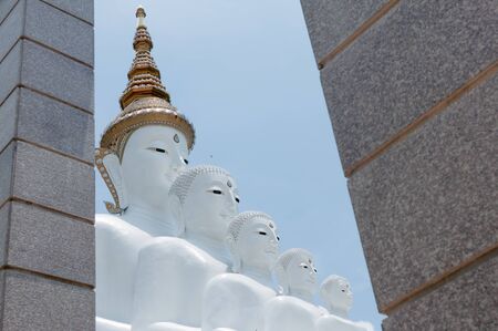 Five white reincarnation buddha statueの写真素材