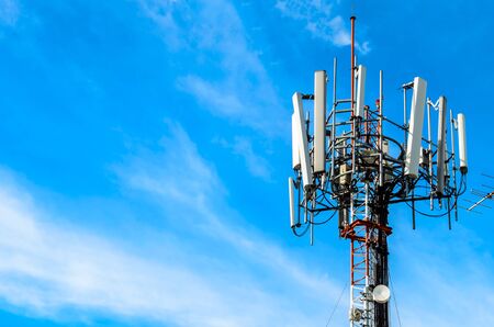 携帯電話基地局の写真 イラスト素材一覧 2 276件 ストックフォトのamanaimages Plus