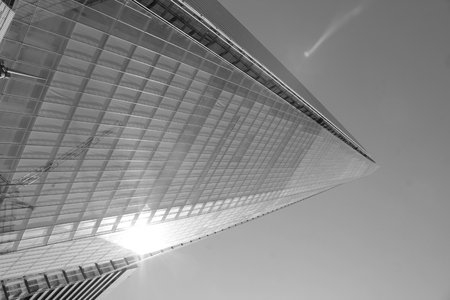 May 19, 2018 â The Shard,London, England, United Kingdom. The Shard is an iconic and the tallest building in London, UK. It stands tall above the skyline of this major city. The glass architecture stunning for all to see.のeditorial素材