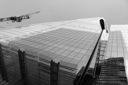 May 19, 2018 â The Shard,London, England, United Kingdom. The Shard is an iconic and the tallest building in London, UK. It stands tall above the skyline of this major city. The glass architecture stunning for all to see.のeditorial素材