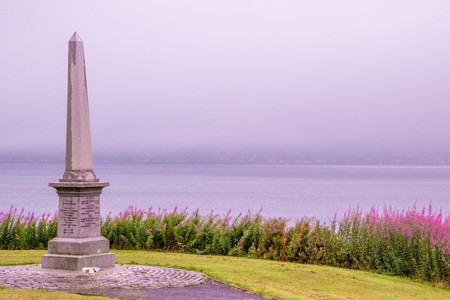A war memorial sits on the coast of Scotland.のeditorial素材