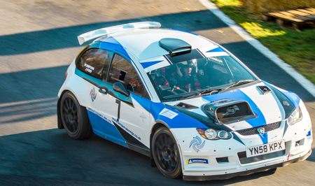 18th November 2018 - Cadwell Park, Lincolnshire, United Kingdom. Competitors race around a tarmac...