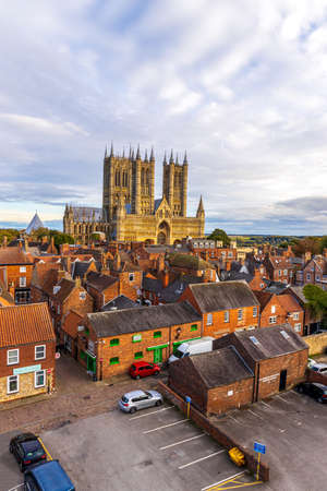 October 29, 2021 â Lincoln, United Kingdom. Lincolnshire is one of the most popular cities in the United Kingdom. Here a view from Lincoln Castle looking across the city just before sunset, on a cold evening.のeditorial素材