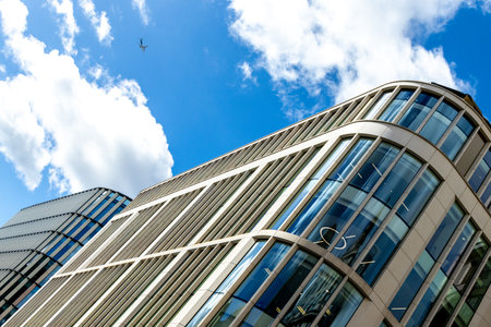 Offices and accommodation offered within a modern building located within a large city location.の写真素材