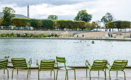 A view of rainy Paris in the spring.の写真素材