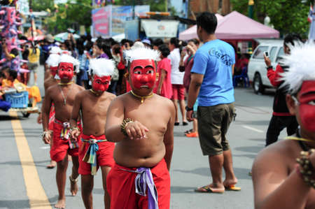 NAKHON SI THAMMARAT, THAILAND- September 22 : Manohra on 10th Month Festival.MANOHRA is folk dance in South of Thailand on September 22, 2014 in Nakhon Si Thammarat, Thailand.のeditorial素材