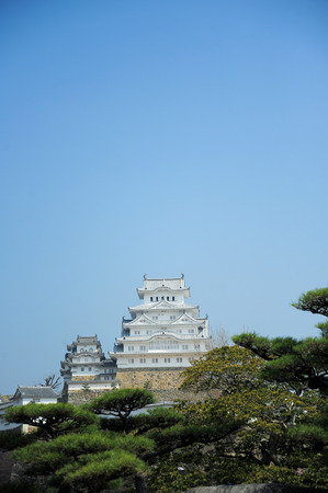 HIMEJI,JAPAN-MARCH 31 : Himiji castle is landmark in Japan Himeji city is one of the main tourist attraction. With over 3 million people visit Himeji Castle each year on 31 March 2015.のeditorial素材