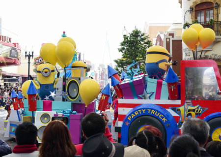 Osaka, Japan - MARCH 29 2016 : New parade ,Reborn Parade, to celebrate 15th anniversarsy of the opening at Universal Studios Theme Park in Osaka, Japan.のeditorial素材
